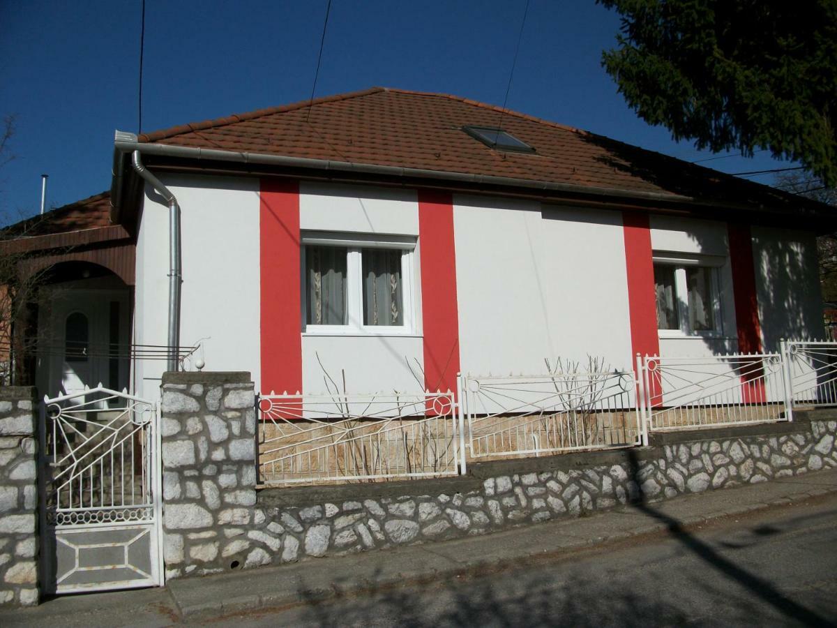 Fuege Vendeghaz Ξενοδοχείο Μίσκολτς Εξωτερικό φωτογραφία